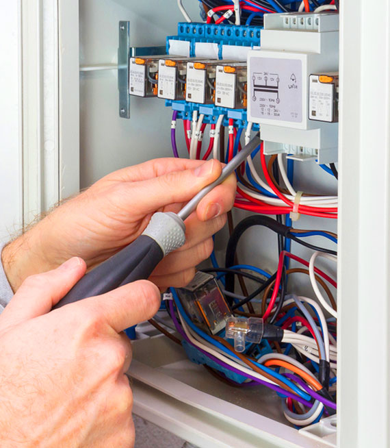 Besoin d'un Électricien à Bonnelles (78830)