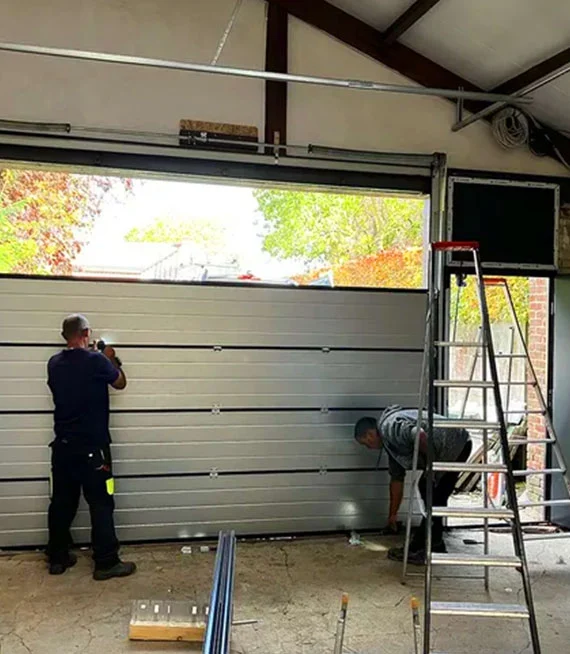 service-porte-de-garage-Vernouillet