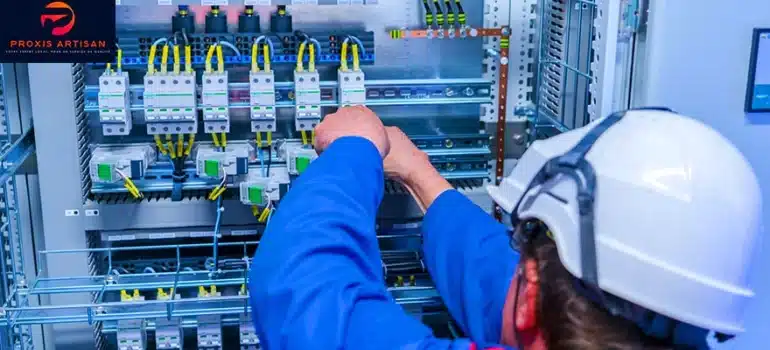 Électricien qualifié