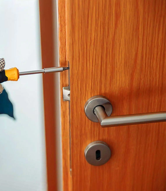 Réparation immédiate de porte à Nanterre (92000)
